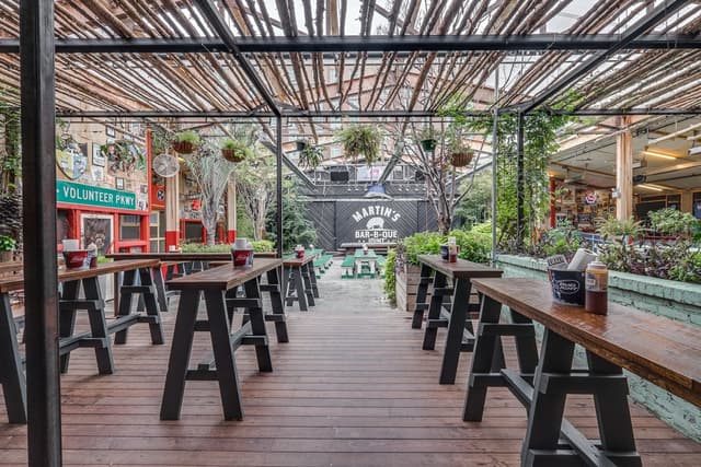 Photo of the interior of Martin's BBQ on second avenue